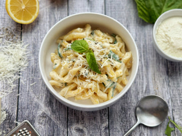 CREAMY ONE-POT PASTA WITH LEMON + RICOTTA
