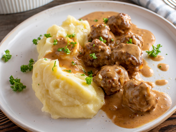 FAMILY FAVORITE! BEEF + CHEDDAR MEATBALLS WITH MASHED POTATOES + GRAVY