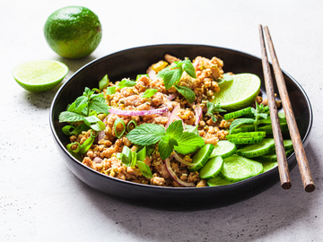 LARB MU (THAI PORK SALAD LETTUCE WRAPS)