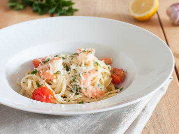 FAMILY FAVORITE! PRAWN SCAMPI WITH BURST CHERRY TOMATOES + LEMON PEPPER LINGUINE