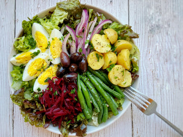 MEDITERRANEAN SALAD WITH ASPARAGUS