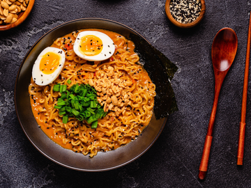 SPICY GARLIC + CHILE PEANUT NOODLES