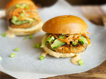 THAI-STYLE SALMON BURGERS