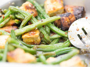 TOFU + GARLIC GREEN BEAN STIR FRY