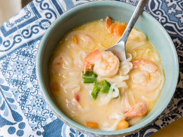 TOM KHA NOODLE SOUP WITH SHRIMP